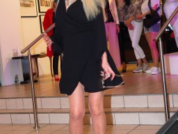 Fashion Show in der Contemplor Galerie Wien am 16. 03. 2024